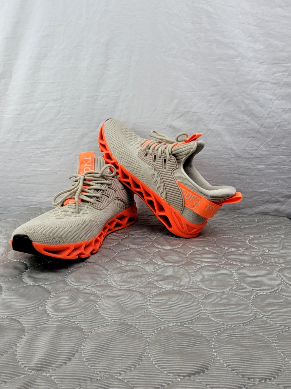 Men's Athletic Sneakers in Beige and Orange - Lightweight Performance